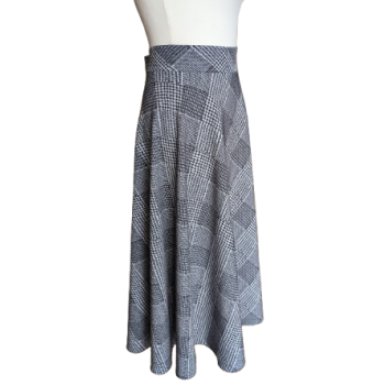 Spódnica klosz krata szyta na wymiar